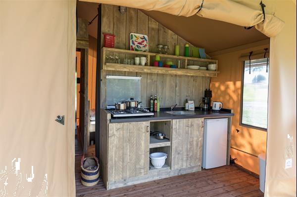 Grote foto glamping safaritent met badkamer in duitsland vakantie duitsland west