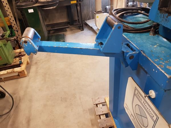 Grote foto bewo bandzaag bs150 met koeling handbediende zaagmachine 400v dealer bewo machines doe het zelf en verbouw zaagmachines