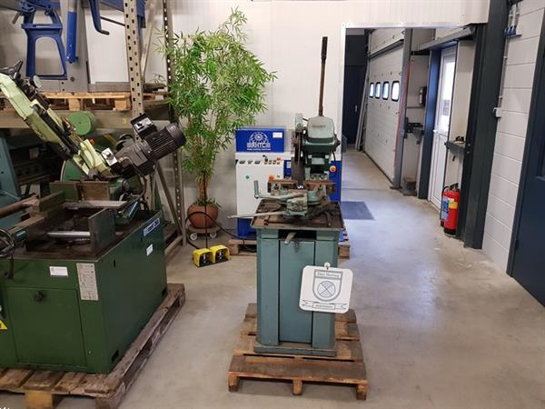 Grote foto imet cirkelzaagmachine afkortzaag metaalzaag werkplaats kokers en stippen zagen 400v doe het zelf en verbouw zaagmachines