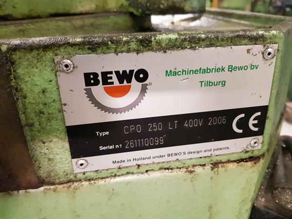 Grote foto bewo 250 lt met koeling dealer bewo zaagmachines en onderdelen cirkelzaag metaalzaag afkortzaag doe het zelf en verbouw zaagmachines