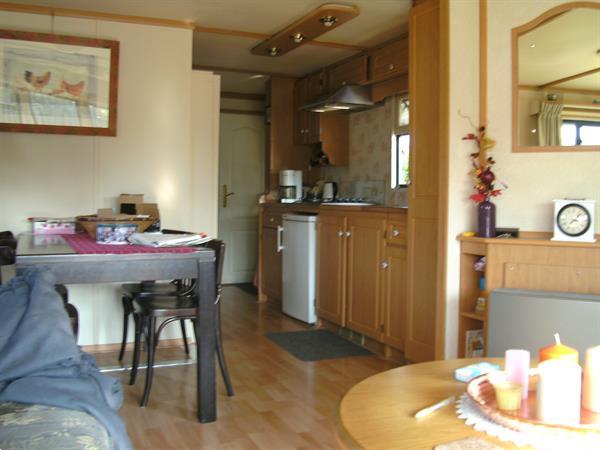 Grote foto te huur 4 pers. chalet caravans en kamperen stacaravans