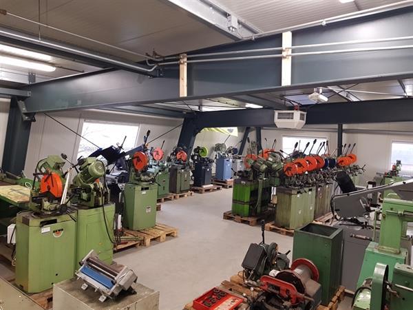 Grote foto jorg plaatbewerkingmachines knippen zetten gebruikte machines uit voorraad doe het zelf en verbouw onderdelen en accessoires