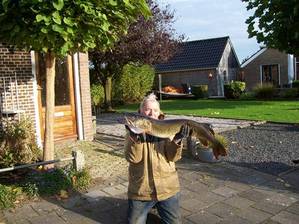 Grote foto tekoop gezinswoning openbaarvaarwater huizen en kamers eengezinswoningen