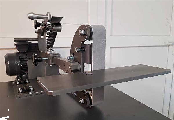Grote foto bandschuurmachine slijpmachine batko 3000xl doe het zelf en verbouw gereedschappen en machines