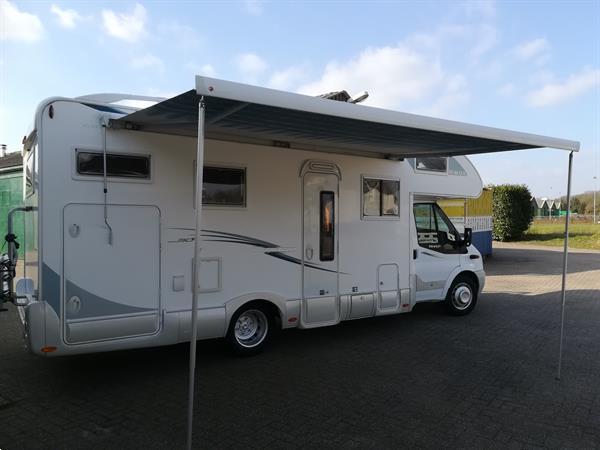 Grote foto camper verhuur gezins camper huren airco luifel caravans en kamperen campers