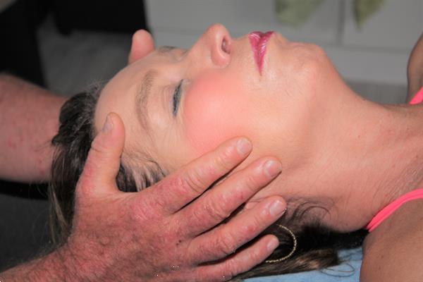 Grote foto ayurvedische tantra massages diensten en vakmensen masseurs en massagesalons
