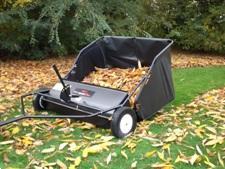 Grote foto grasveger mosveger bladveger veegmachine tuin en terras werktuigen