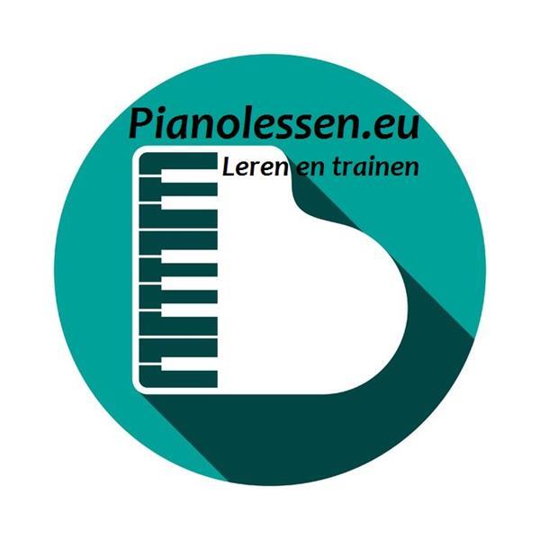 Grote foto toonladders oefenen op de piano muziek en instrumenten piano en vleugels