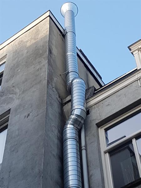 Grote foto installatie buis ventilatoren diensten en vakmensen loodgieters en installateurs