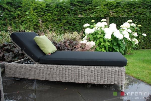 Grote foto lounge ligbed verstelbaar met wielen grijs. tuin en terras tuinmeubelen
