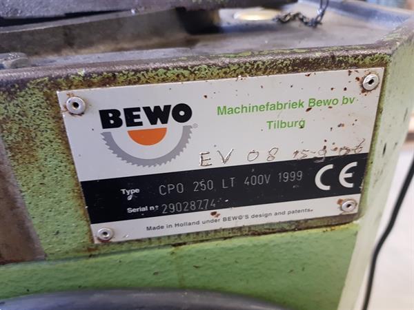 Grote foto bewo cpo 250 lt met koeling 400v cirkelzaag afkortzaag voor metaal doe het zelf en verbouw zaagmachines