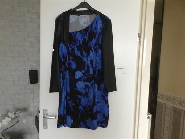 Grote foto blauw zwart leer kleding dames grote maten