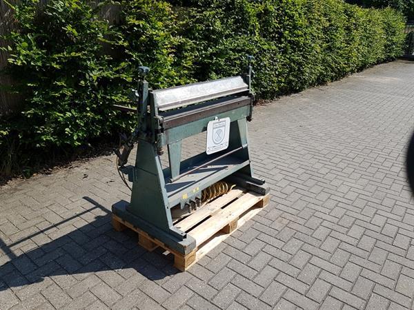 Grote foto jorg zetbank type 3701 cap. 1020x1 5mm met pneumatische klemming doe het zelf en verbouw ijzerwaren en bevestigingsmiddelen