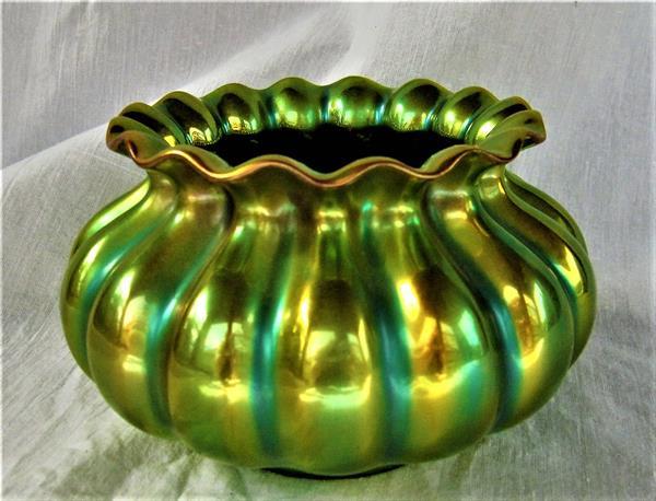 Grote foto zsolnay grote art nouveau vaas in groen eosin antiek en kunst keramiek en aardewerk