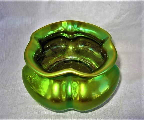 Grote foto zsolnay art nouveau vaas in groen eosin antiek en kunst keramiek en aardewerk