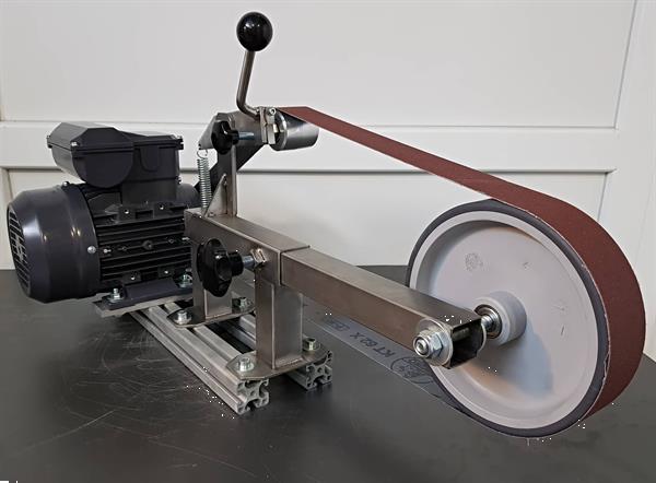 Grote foto bandschuurmachine batko1400xl doe het zelf en verbouw gereedschappen en machines