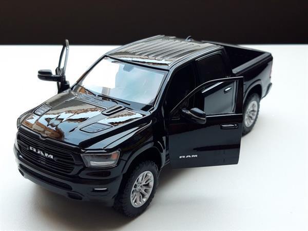 Grote foto modelauto dodge ram crew cab laramie 2019 1 24 hobby en vrije tijd 1 24