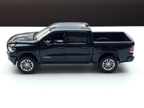 Grote foto modelauto dodge ram crew cab laramie 2019 1 24 hobby en vrije tijd 1 24