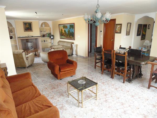 Grote foto 6406 montserrat valencia spanje huizen en kamers bestaand europa