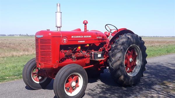 Grote foto farmall diesel fc235 diesel wd9 agrarisch tractoren oldtimers