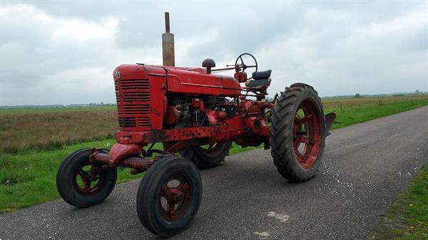 Grote foto farmall diesel fc235 diesel wd9 agrarisch tractoren oldtimers