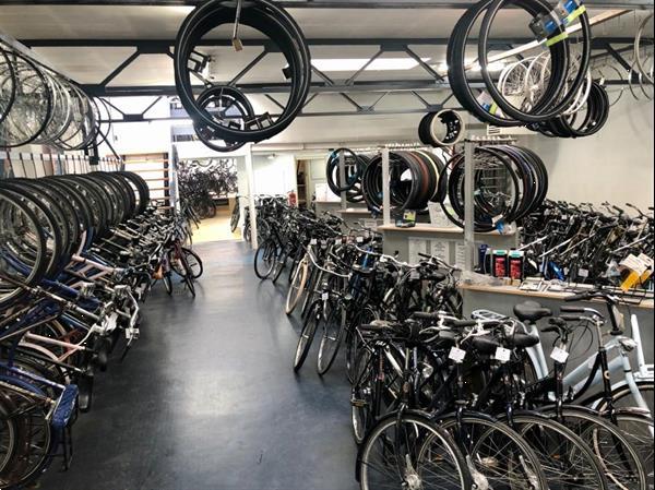 Grote foto opruiming bij sensa bikes dealer wheels nijmegen fietsen en brommers damesfietsen