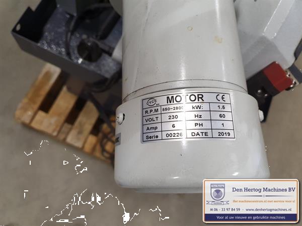 Grote foto bandzaag 225mm met koeling en daalcilinder 230v doe het zelf en verbouw zaagmachines