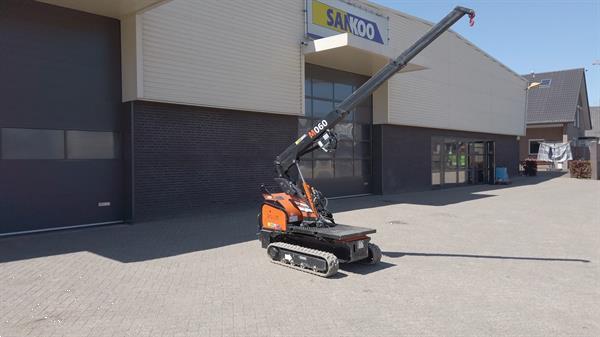 Grote foto bg lift m060 minihijskraan compactkraan bglift tuin en terras werktuigen