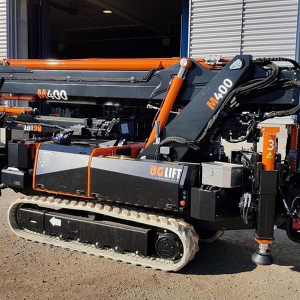 Grote foto bg lift m400 minihijskraan compactkraan bglift tuin en terras werktuigen