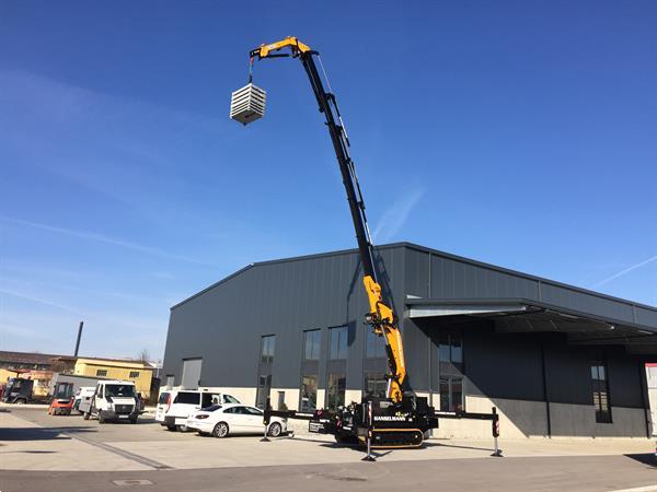 Grote foto bg lift cwe 525 minihijskraan compactkraan bglift tuin en terras werktuigen