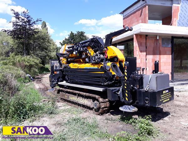 Grote foto bg lift cwe 525 minihijskraan compactkraan bglift tuin en terras werktuigen