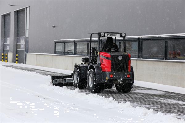 Grote foto pitbull x24 36 kniklader shovel loader tuin en terras werktuigen