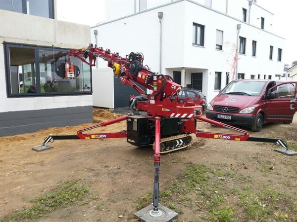 Grote foto hoeflon sk6 minikraan compact kraan tuin en terras werktuigen