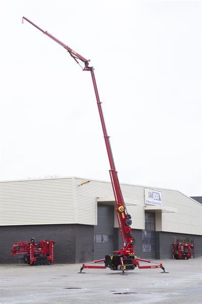 Grote foto hoeflon sk6 minikraan compact kraan tuin en terras werktuigen