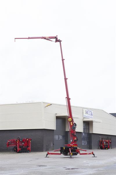 Grote foto hoeflon sk6 minikraan compact kraan tuin en terras werktuigen