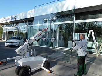 Grote foto huren robby 420 glasrobot glaslift tuin en terras werktuigen