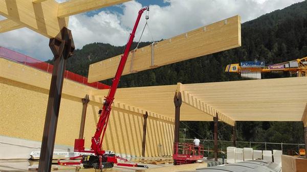 Grote foto huren sankoo mhk sk10 minikraan compact kraan tuin en terras werktuigen