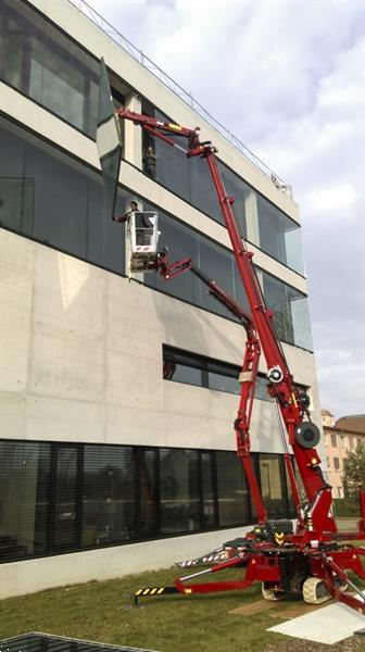 Grote foto huren sankoo mhk sk10 minikraan compact kraan tuin en terras werktuigen