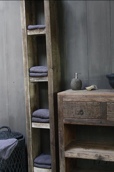 Grote foto massief oud houten badkamerkast handdoekenkast huis en inrichting complete badkamers