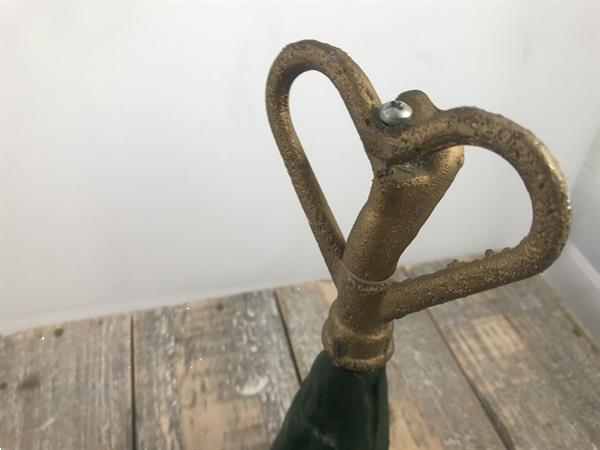 Grote foto waterspuwer fontein in de vorm van een krokodil gietijzer tuin en terras overige tuin en terras