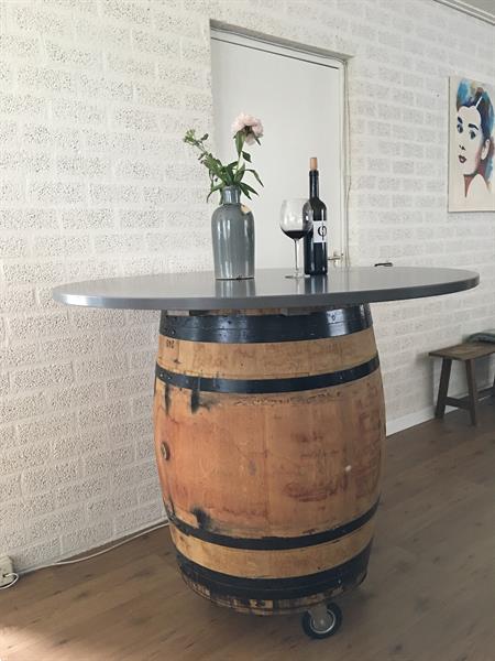 Grote foto wijnvat hout origineel uit frankrijk als statafel huis en inrichting woningdecoratie