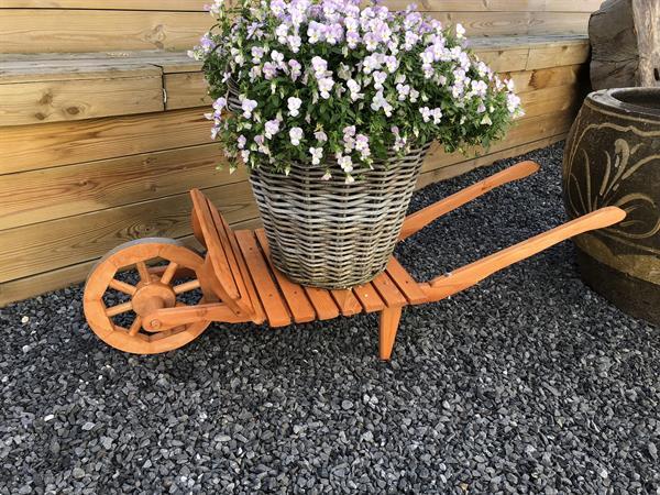 Grote foto xxl kruiwagen houten kruiwagen plantkar hout tuin massi tuin en terras tuinmeubelen