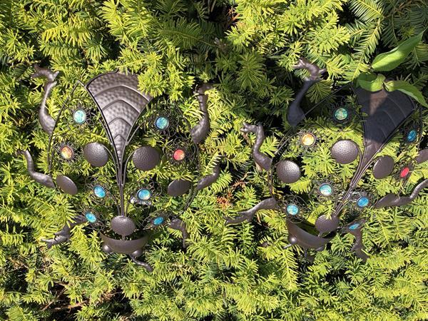 Grote foto wandornament kever metaal bruin met kleurkralen. tuin en terras overige tuin en terras