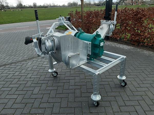 Grote foto stallkamp d sw280s mestpomp agrarisch mestpompen