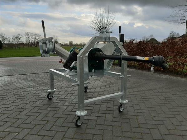Grote foto stallkamp d sw280s mestpomp agrarisch mestpompen