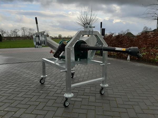 Grote foto stallkamp d sw280s mestpomp agrarisch mestpompen