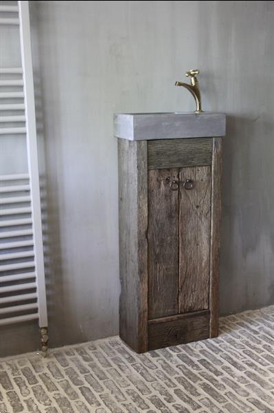 Grote foto landelijk oud eikenhouten toiletmeubel fontein d.grey huis en inrichting complete badkamers