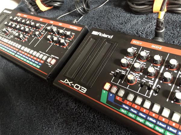 Grote foto roland boutique 2x jx 03 unit k 25m jx 3p jx03 muziek en instrumenten synthesizers