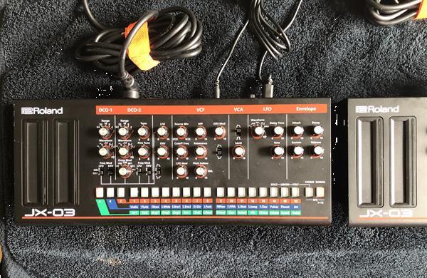 Grote foto roland boutique 2x jx 03 unit k 25m jx 3p jx03 muziek en instrumenten synthesizers