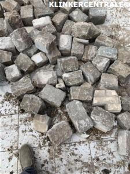 Grote foto 20180 270m2 grijs natuursteen klinkers kinderkoppen granietk tuin en terras tegels en terrasdelen